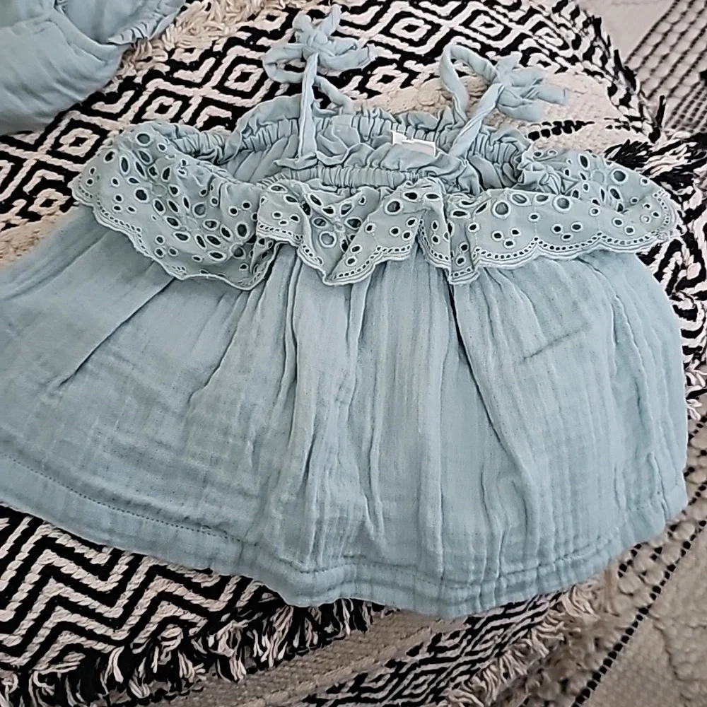 Baby 3-6 m gap bloomers & peasant top with eyelet details gauze fabric sage